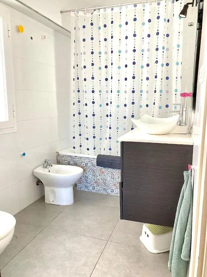 מאלגה Calu Homes Family Apartment