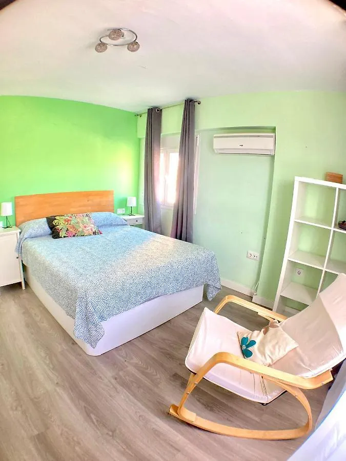 מאלגה Calu Homes Family Apartment